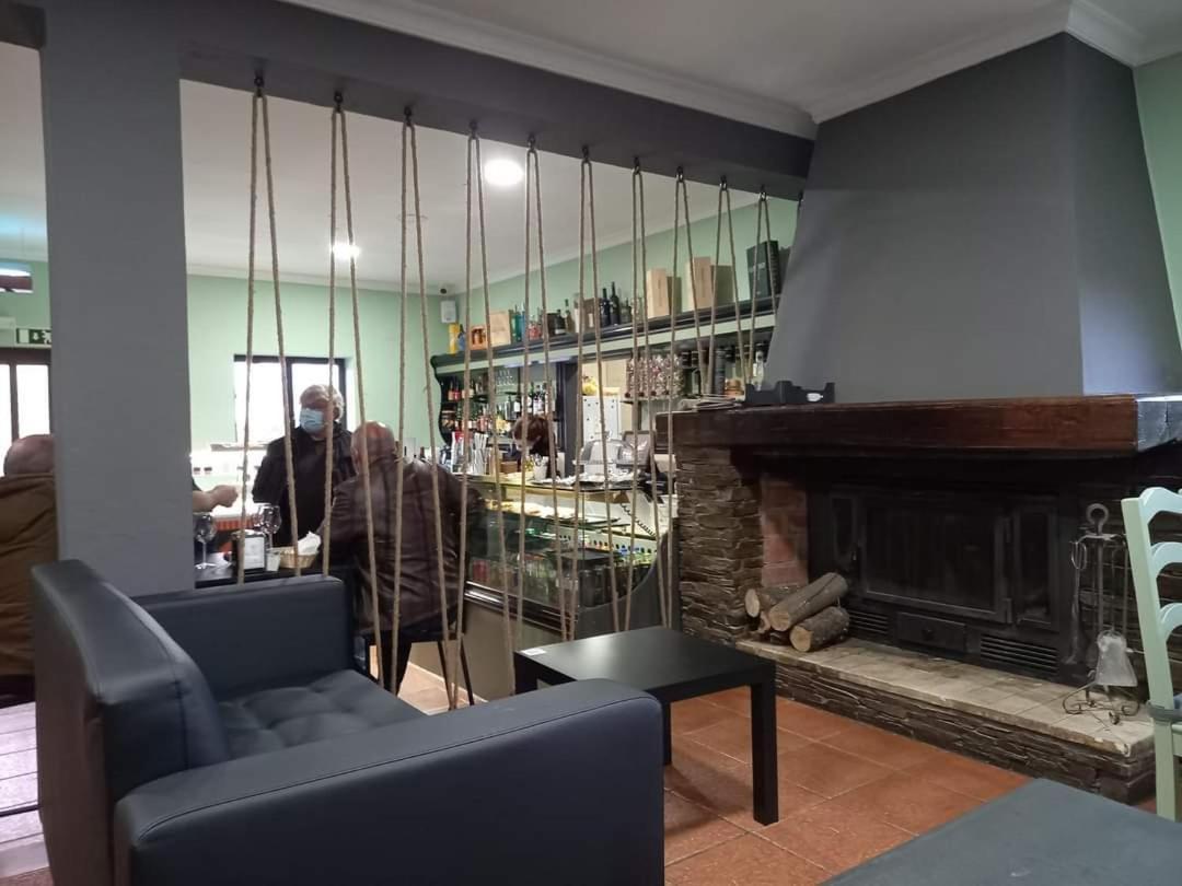 D'aqui e D'acolá - Pardieiros Exterior foto